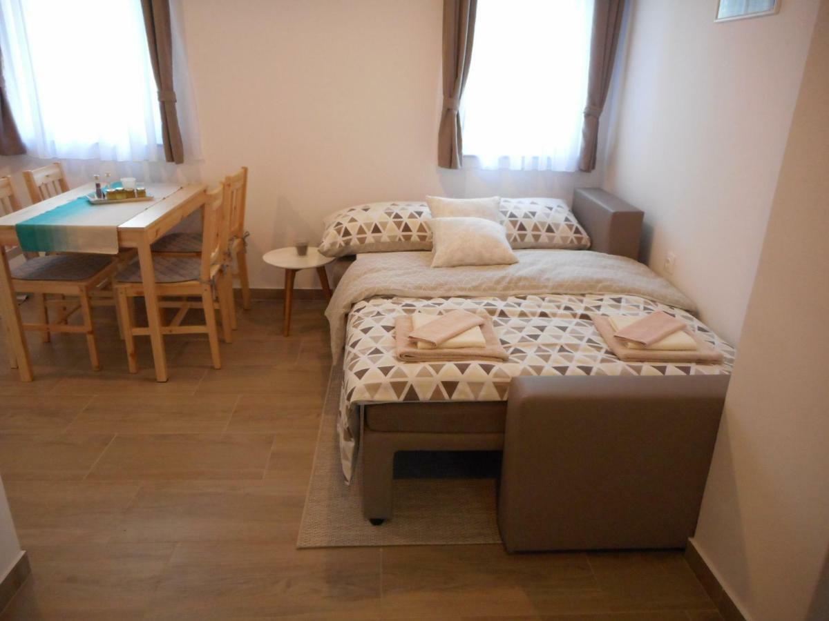 Holiday Home, Apartman Obajdin Slunj Exterior photo